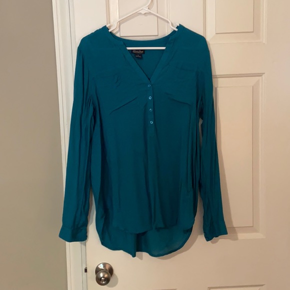 Size medium teal blouse - Picture 1 of 5